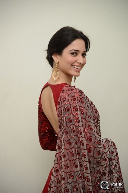 Tamannaah-at-Speedunnodu-Movie-Audio-Launch